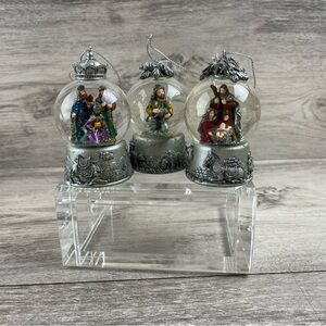 3 Nativity Snow globe Christmas Ornaments Three Wise Men Jesus Mary Shepard Lamb